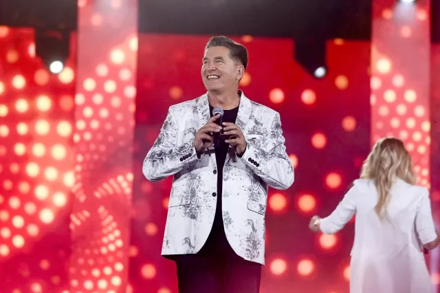 Bayer Full zaśpiewał na Jasnej Górze na imprezie o. Rydzyka. "Za pokój w Polsce"