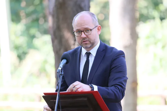 Spór w studiu TVN24 na temat domu w Wyrykach. "Nie no, błagam pana. Bez jaj"