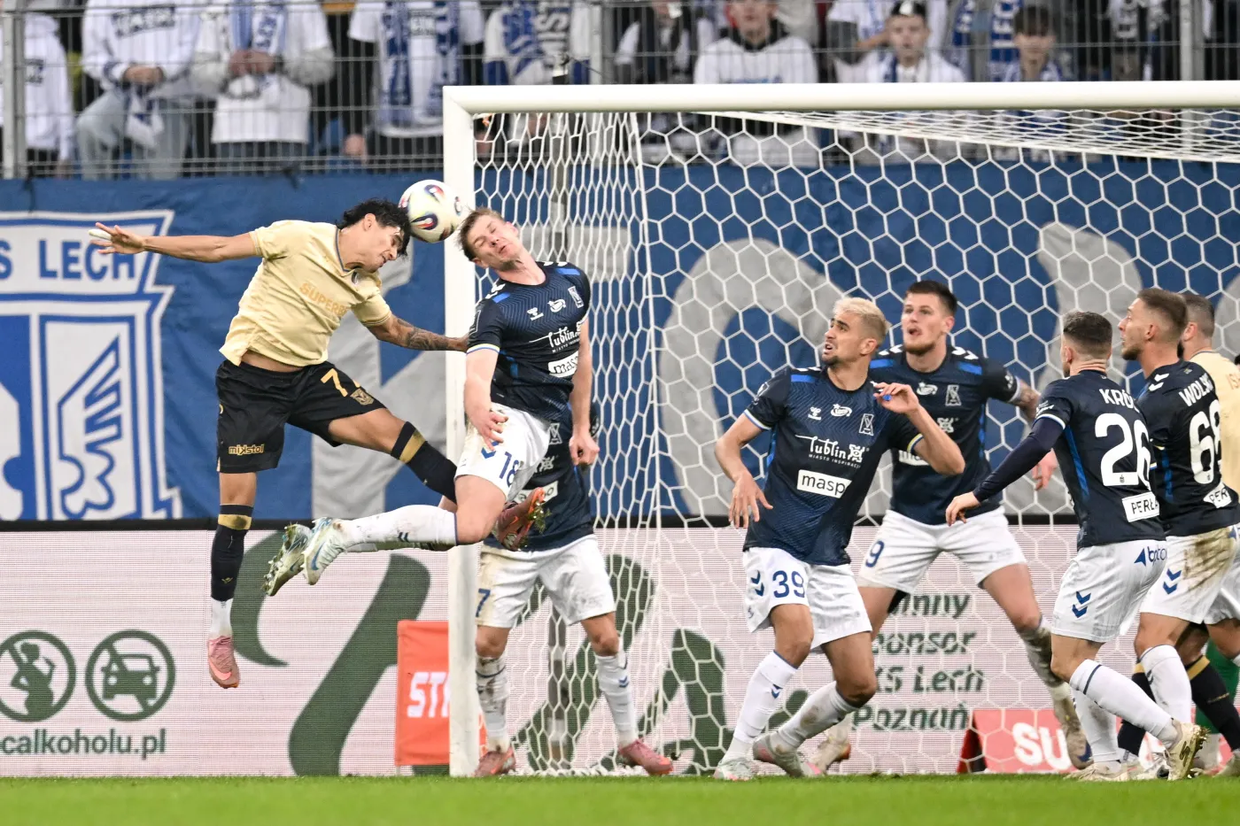 Lech trzeci raz z rzędu bez zwycięstwa. Motor mocno ruszył do przodu, ale szybko dał się dogonić