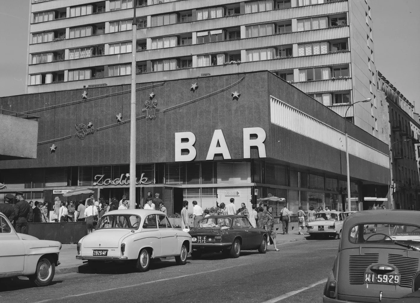 Błyskawiczny i bardzo sentymentalny. QUIZ o życiu codziennym w PRL. Ostatnie pytanie to łatwizna