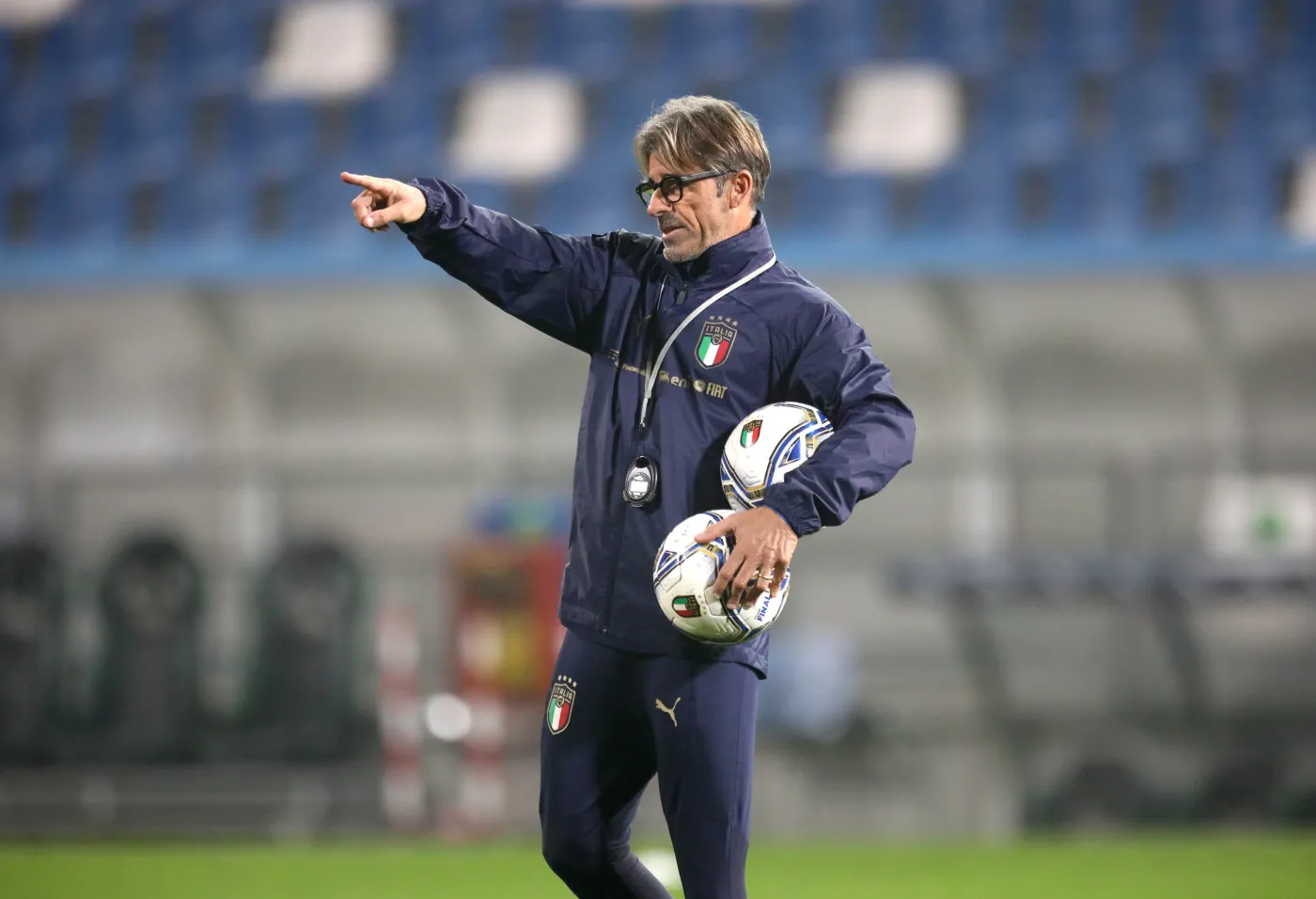 Włosi bez kolejnych gwiazd w meczu z Polską. Mancini zostaje w domu