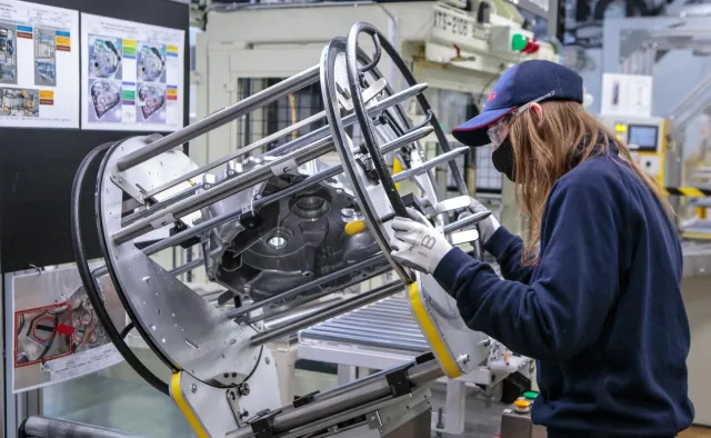 Toyota rusza w Polsce z nową inwestycją i podwaja produkcję