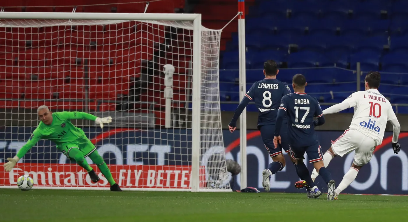 Niespodzianka w Lyonie. PSG uratował remis w końcówce meczu