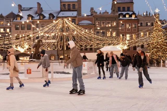 Gdzie na łyżwy w Warszawie, Krakowie i Wrocławiu? Przegląd lodowisk na sezon 2023/2024