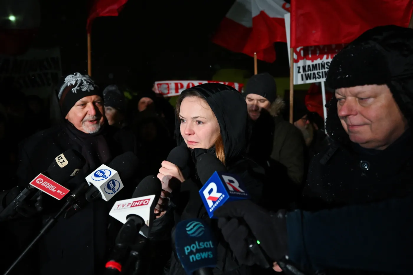 Protest przed aresztem w Radomiu. "Mój mąż jest bohaterem. Będę go bronić do ostatniej kropli krwi"