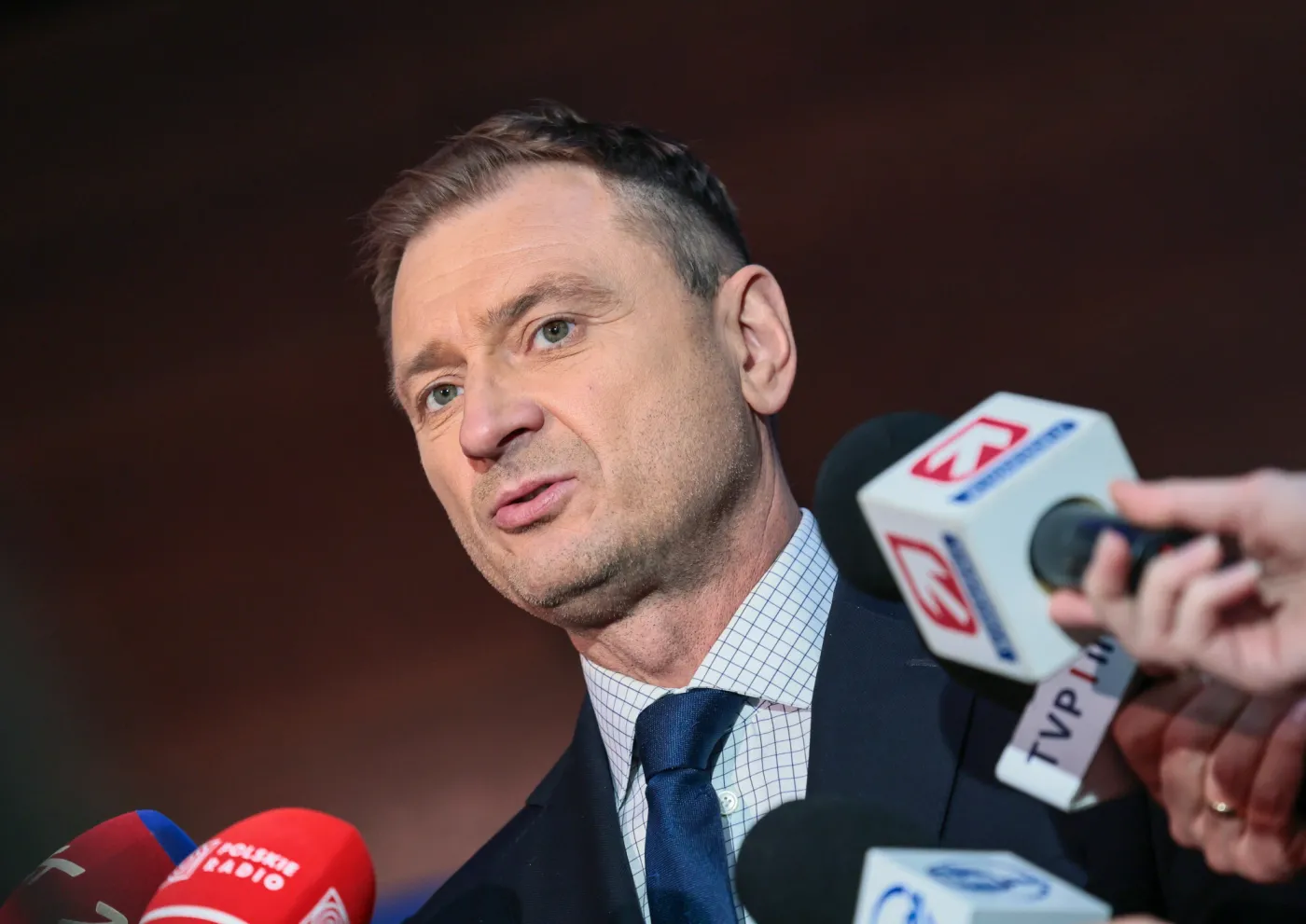 Tyle Nitras wydał z pieniędzy podatników na podróże. Zobacz, ile kosztowały samoloty i taksówki