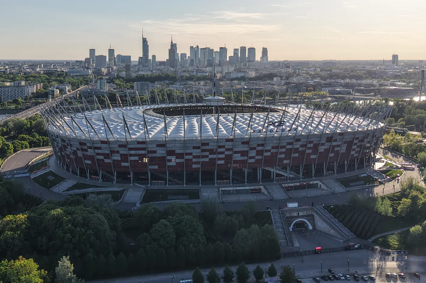 Finał Pucharu Polski - dzisiaj. O której mecz Pogoń - Legia w piątek 2 maja? Transmisja na żywo - kiedy?
