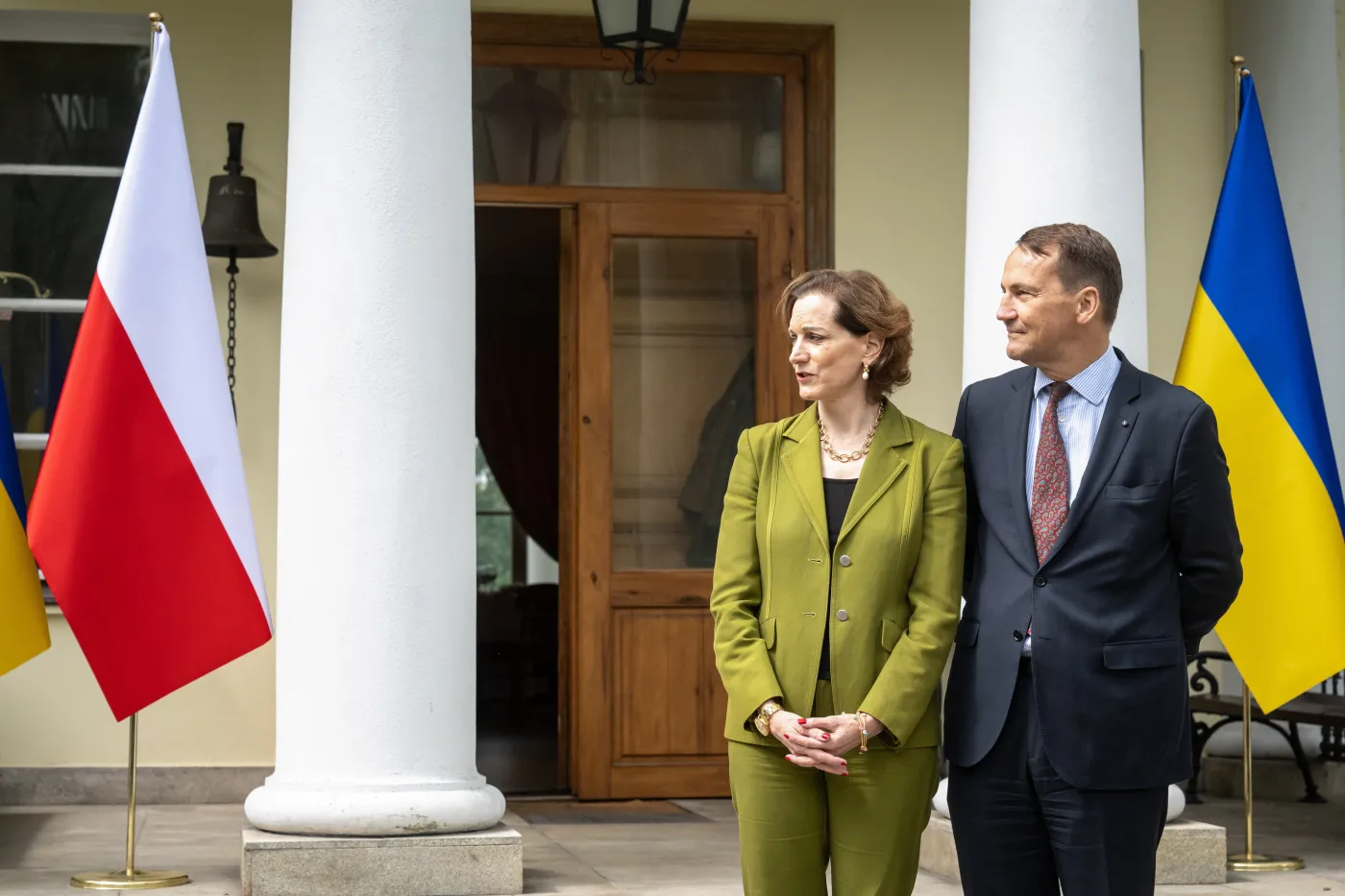 Europoseł PiS Adam Bielan atakuje min. Sikorskiego i jego żonę. "Zaszkodzili Polsce"