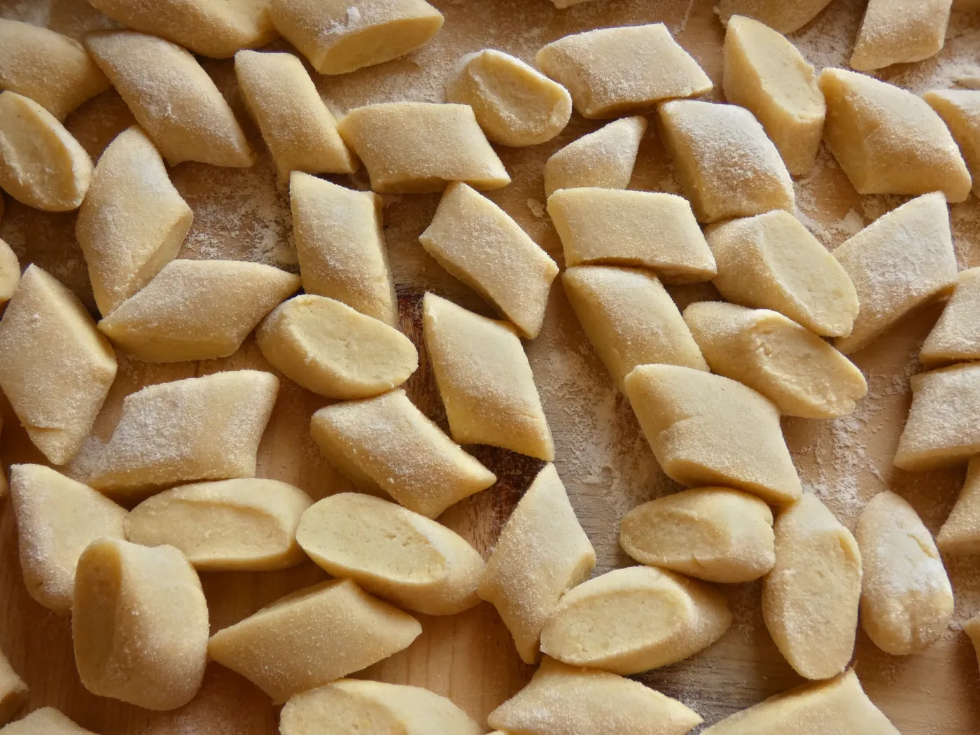 Zapomniany przysmak z Lubelszczyzny powraca na stoły. Lepszy niż kopytka, a zrobisz go w mig