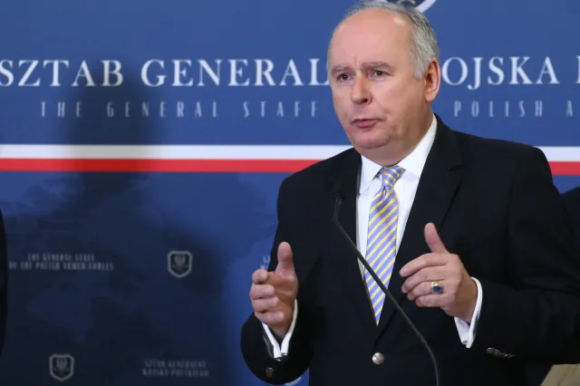 Wiceminister o działaniach opozycji wokół SAFE. "Planowany jest polexit"