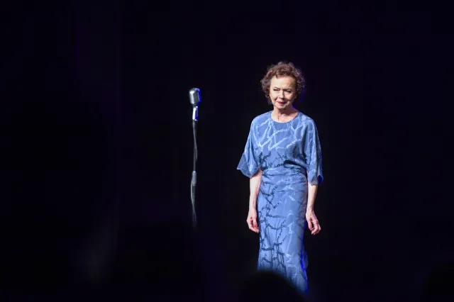 Joanna Szczepkowska nie odpuszcza Karolowi Nawrockiemu. "Uliczny żul"