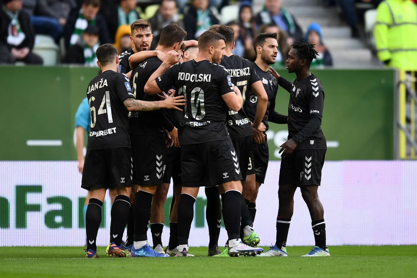 Górnik przerwał serię Lechii. Kuciak wyrównał rekord Radovica