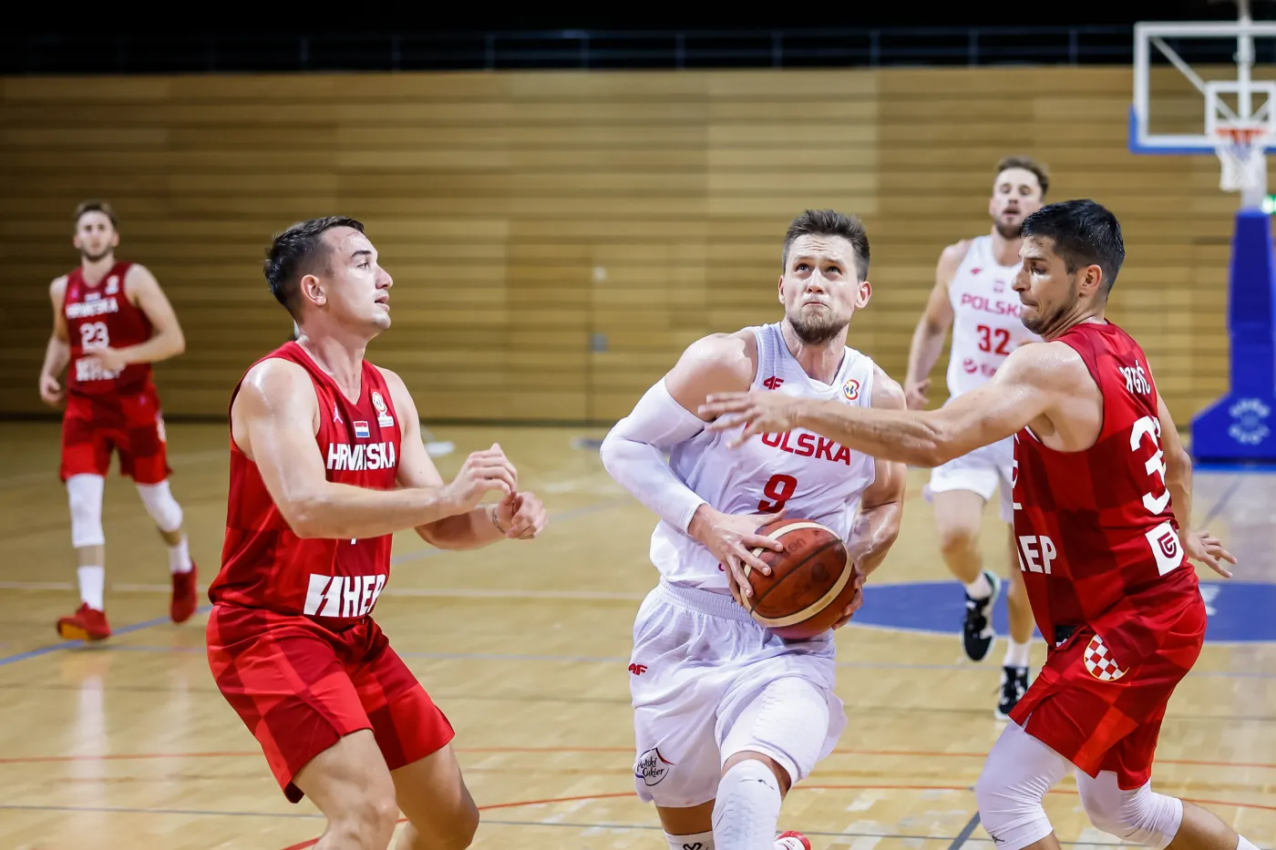 Porażka polskich koszykarzy w ostatnim sprawdzianie przed el. MŚ