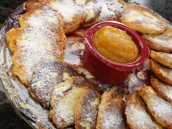 Małdrzyki krakowskie. Tak te pyszne placki robi Ewa Wachowicz