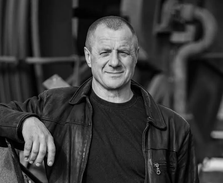 Krzysztof z "Rolnik szuka żony" odszedł pół roku po ślubie. Sąsiad zdradza, jak wygląda jego gospodarstwo