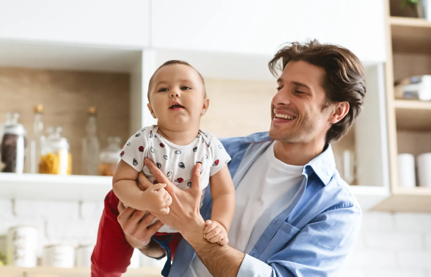 Urlop ojcowski 2025. Teraz tata zaopiekuje się dzieckiem