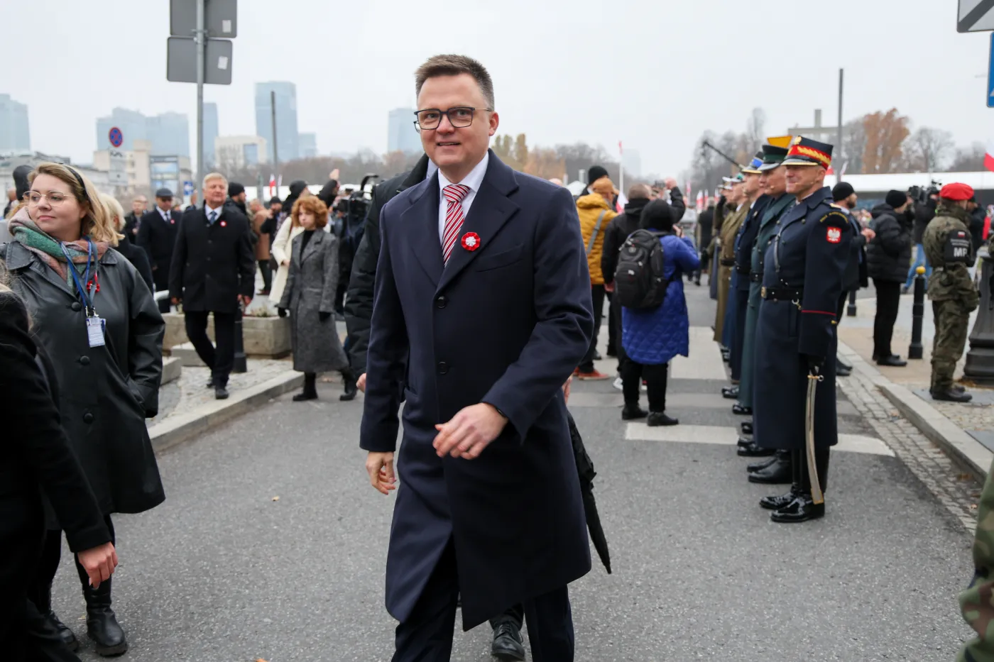 Hołownia na finiszu kadencji. Tyle osób ocenia go pozytywnie – reszta nie zostawia suchej nitki [SONDAŻ]