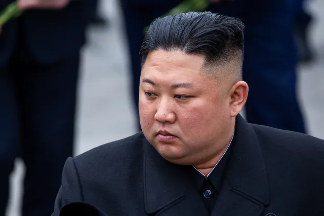 Korea Północna znów straszy sąsiadów. Seria wystrzałów postawiła armie w stan gotowości