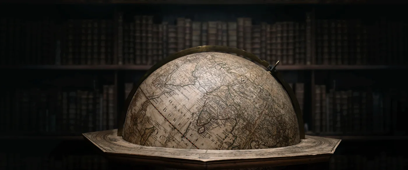 Old,Geographical,Globe,In,Cabinet,With,Bookselfs.,Science,,Education,,Travel,