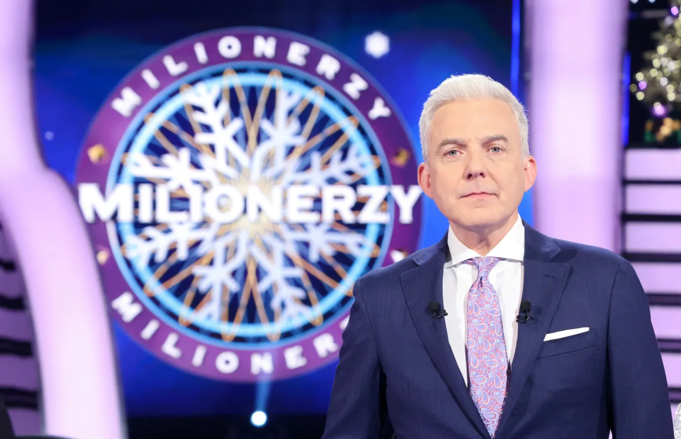 QUIZ. 12 pytań z teleturnieju "Milionerzy". Hubert Urbański sprawdzi twoją wiedzę. Dasz radę trafić 12/12?