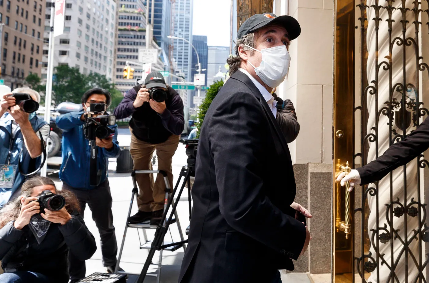 Były prawnik Trumpa wychodzi na wolność. Administracja chciała go ukarać za książkę