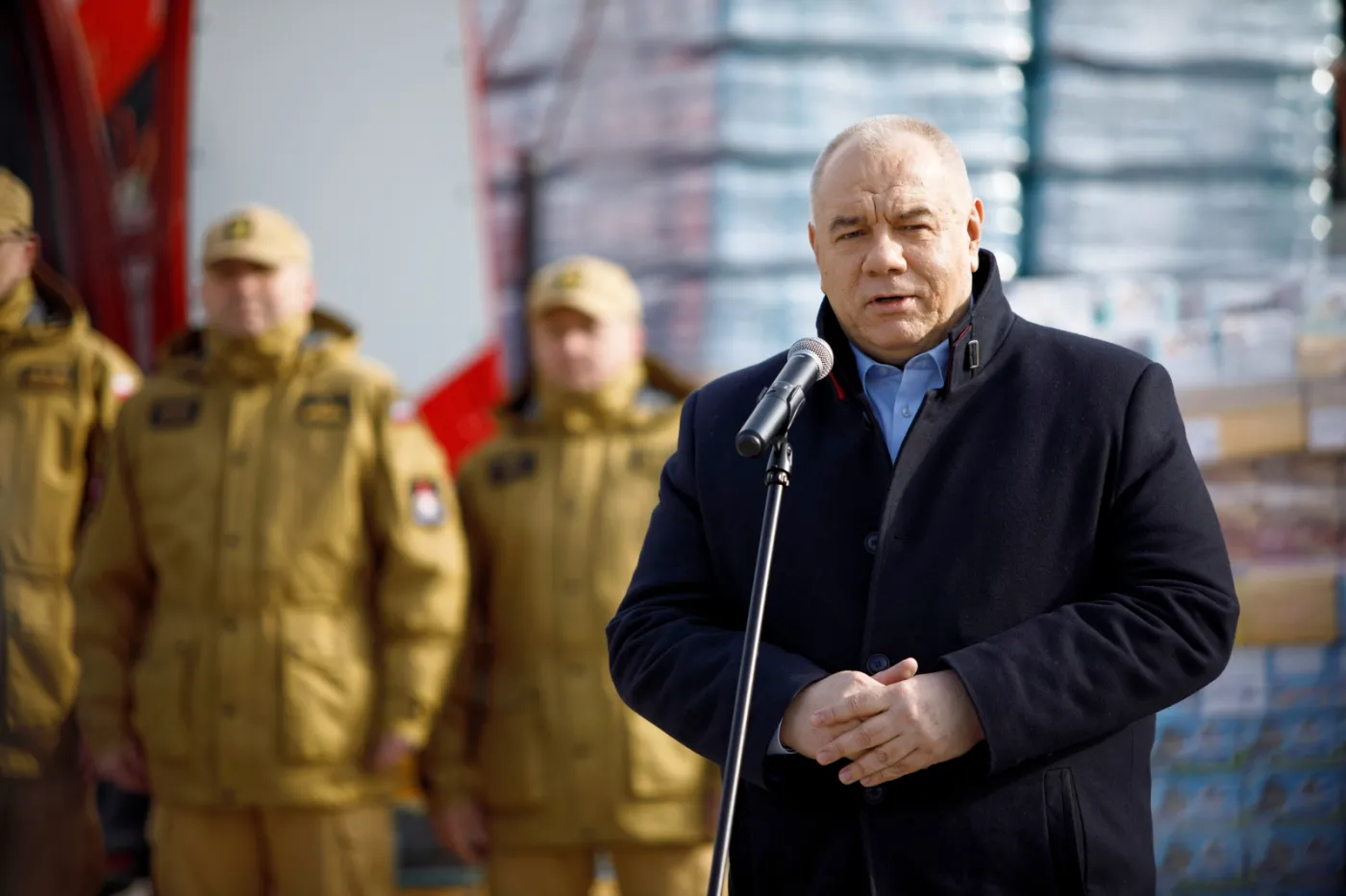 Sasin: 150 pojazdów od spółek skarbu państwa wspomoże transport uchodźców z Ukrainy