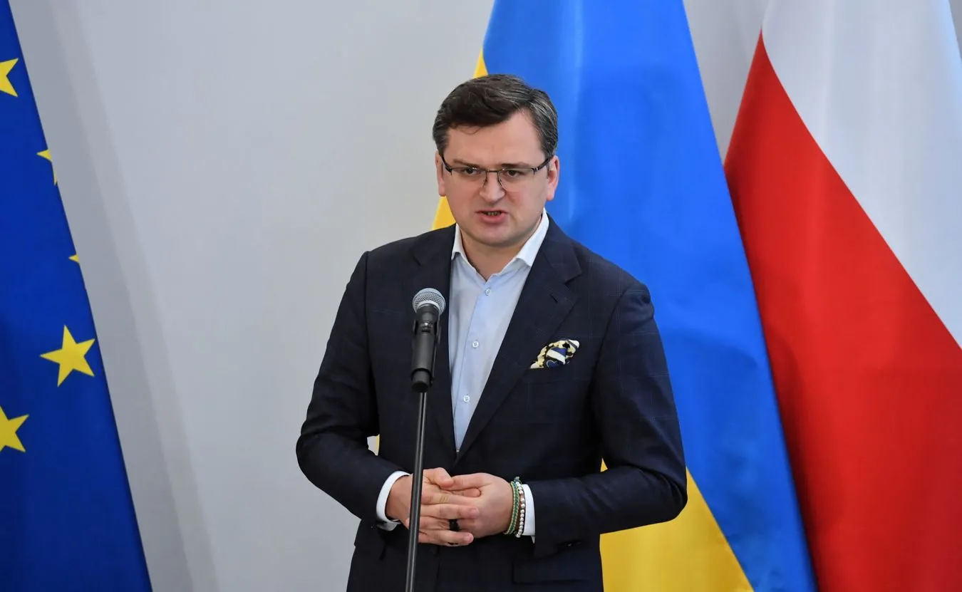 Kułeba: Dostarczanie uzbrojenia i sankcje na Rosję - kluczowe dla wsparcia Ukrainy