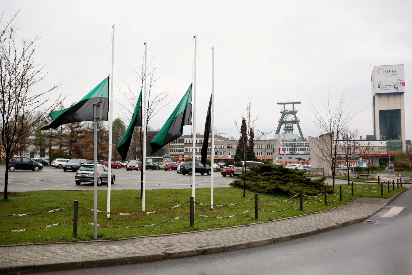 Wstrząs w kopalni Zofiówka. Wzrosła liczba ofiar