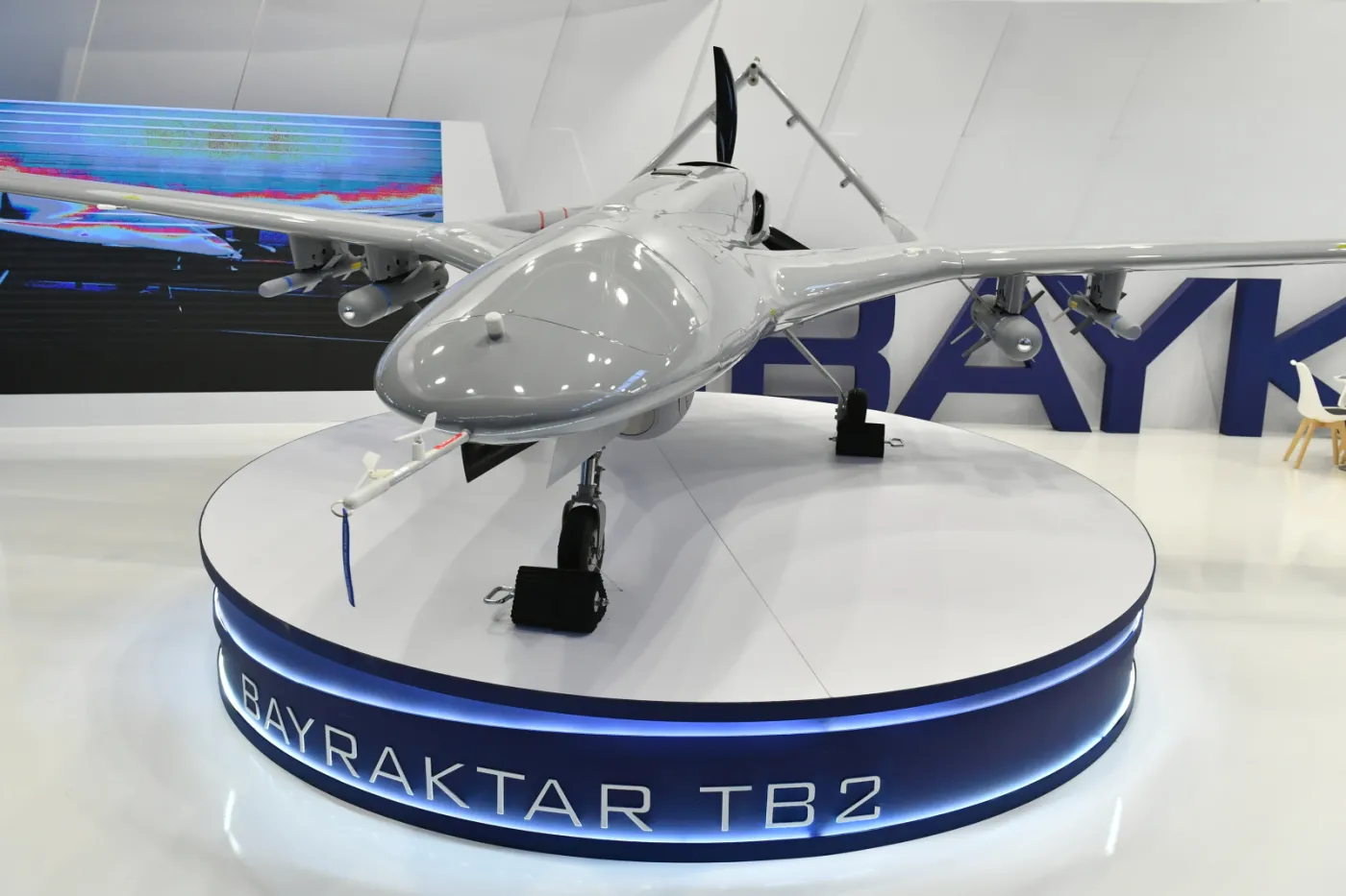 Ten sprzęt sieje postrach w szeregach rosyjskiej armii. Bayraktar na targach w Kielcach [ZDJĘCIA]