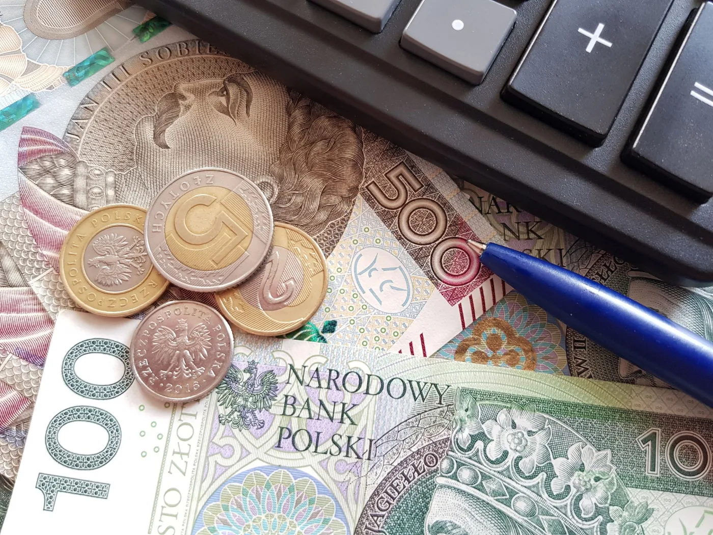 DZIEŃ NA FX/FI: Złoty może się umacniać. Rentowności jeszcze lekko w górę