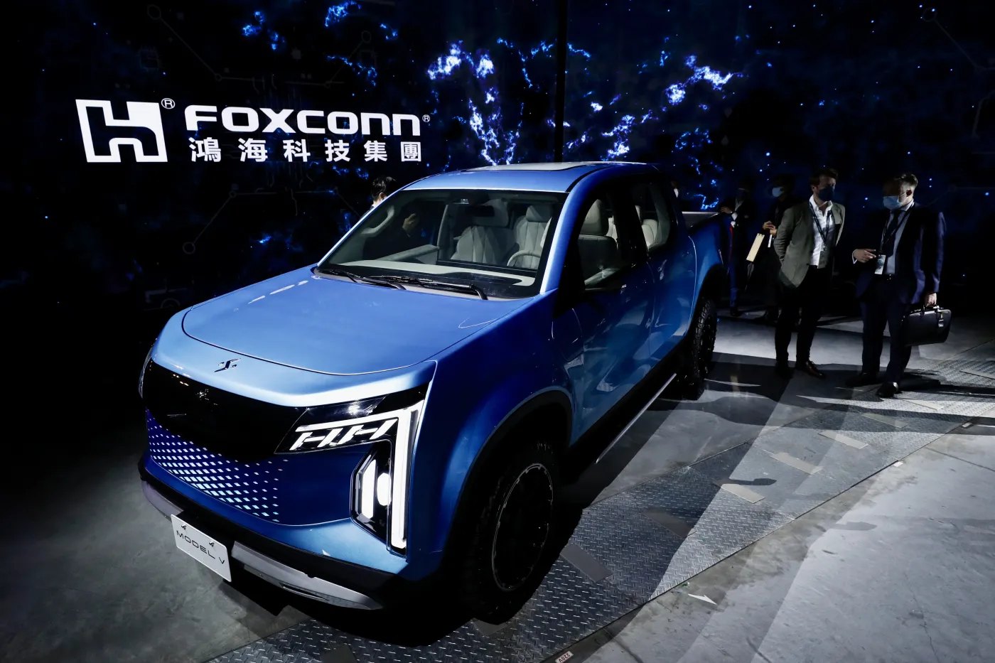 Auta elektryczne od producenta iPhone'ów. Foxconn pokazał najnowsze modele [ZDJĘCIA]