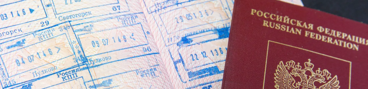 Niemieckie media: Egzekwowanie sankcji wobec rosyjskich oligarchów idzie dość opornie