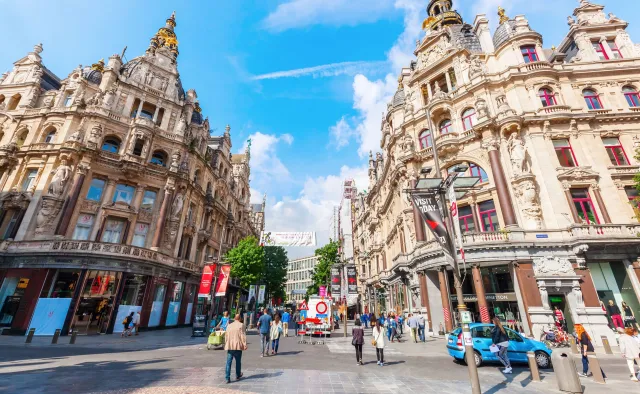 Antwerpia wprowadza godzinę policyjną. Powód? Rosnąca liczba infekcji koronawirusem