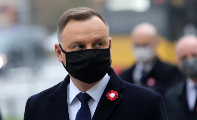 Prezydent Duda ma "wnikliwie" przyjrzeć się projektowi dot. podatku od reklam
