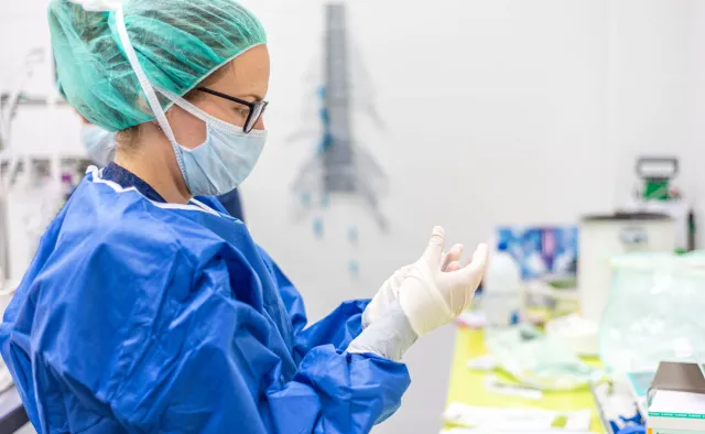 Po pierwszej fali pandemii zlikwidowano w Polsce część izolatoriów. Teraz ich bardzo brakuje