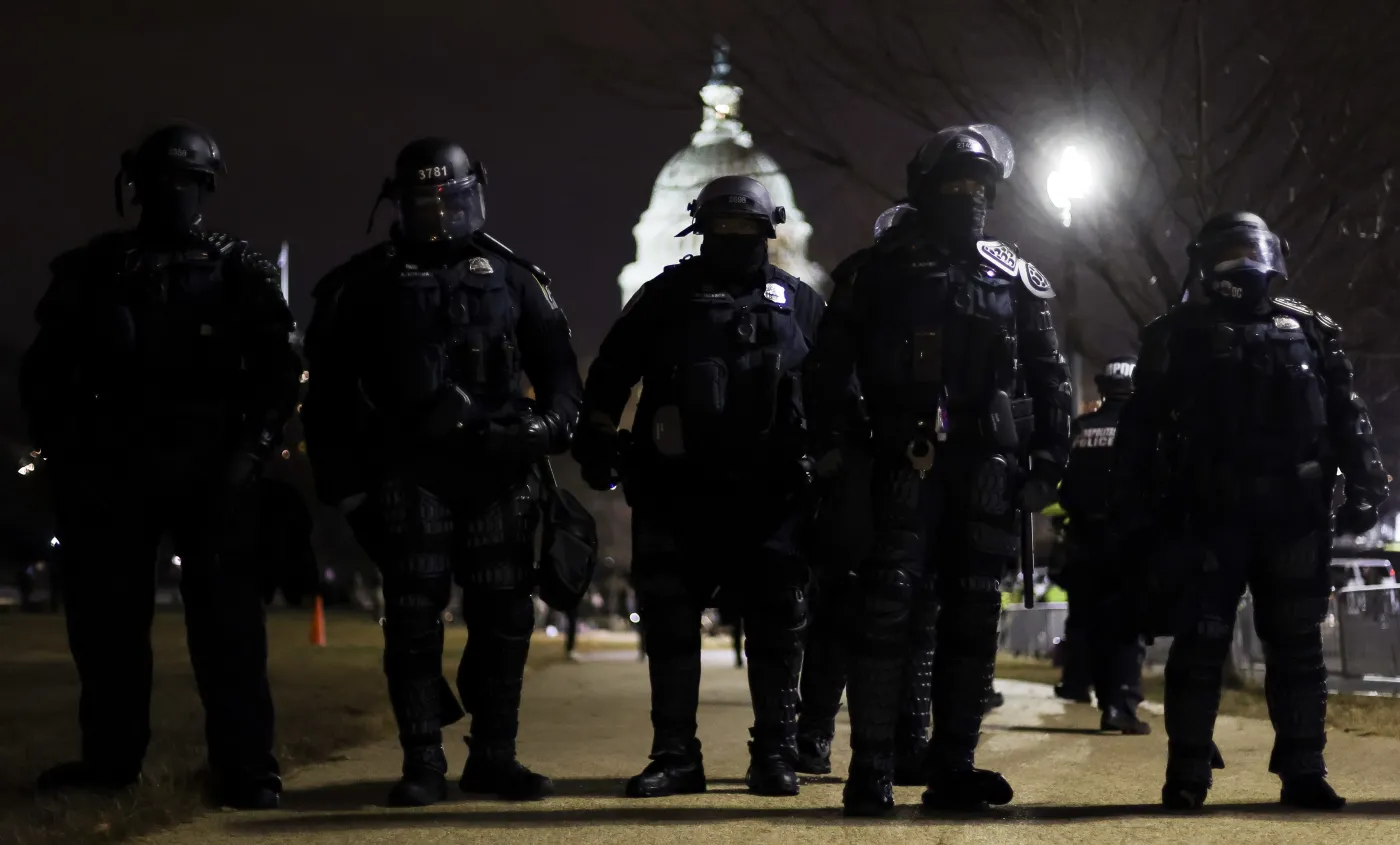 Już czterech policjantów broniących Kapitol popełniło samobójstwo. Wszyscy odczuwali skutki PTSD
