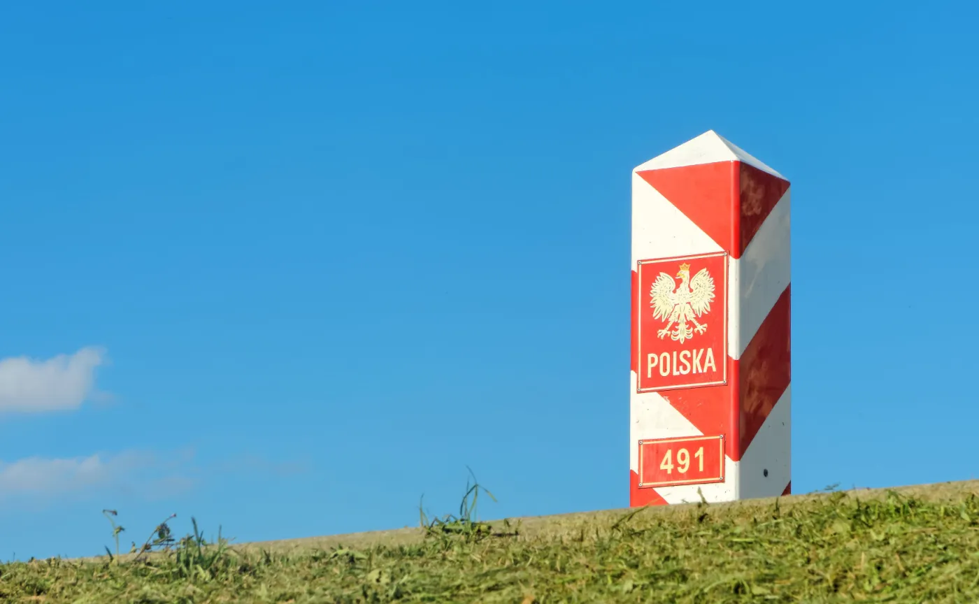 Zakaz zgromadzeń, zakaz robienia zdjęć i filmów. Wiceszef MSWiA przedstawił ograniczenia wynikające ze stanu wyjątkowego