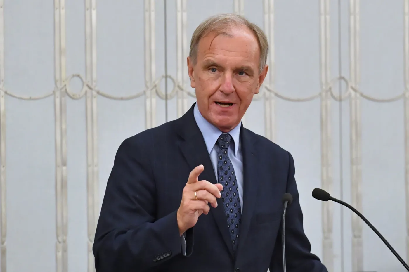 Senator Klich: nowela ustawy o radiofonii i telewizji to akt wrogi w stosunku do wolności słowa w Polsce