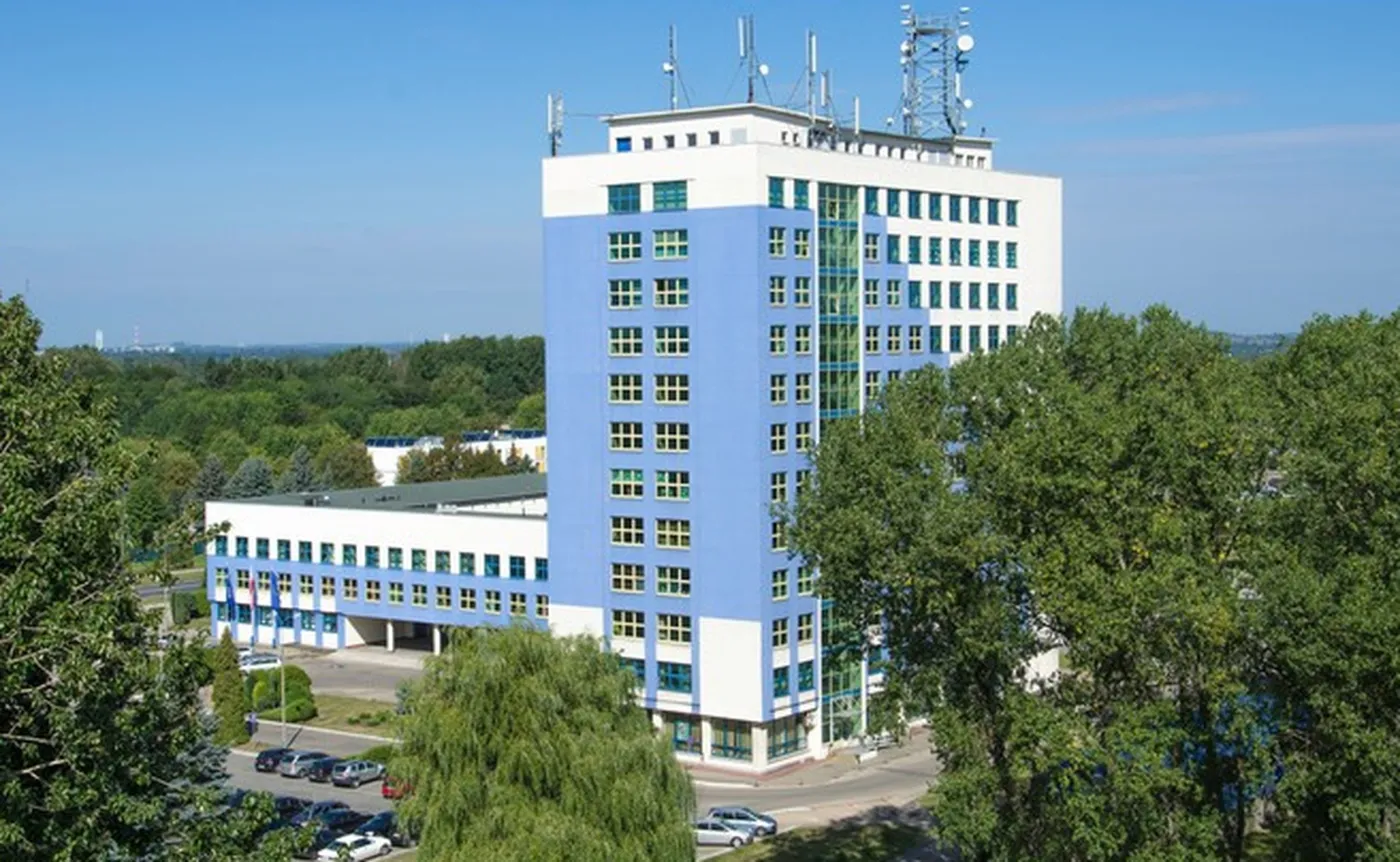 Minister klimatu wydał decyzje dla sześciu projektów reaktorów jądrowych OSGE