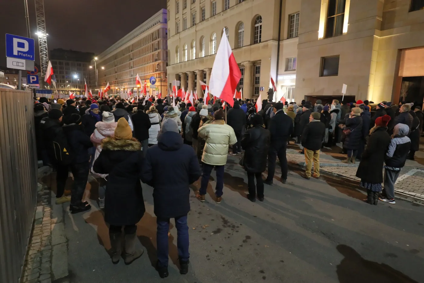 uczestnicy manifestacji