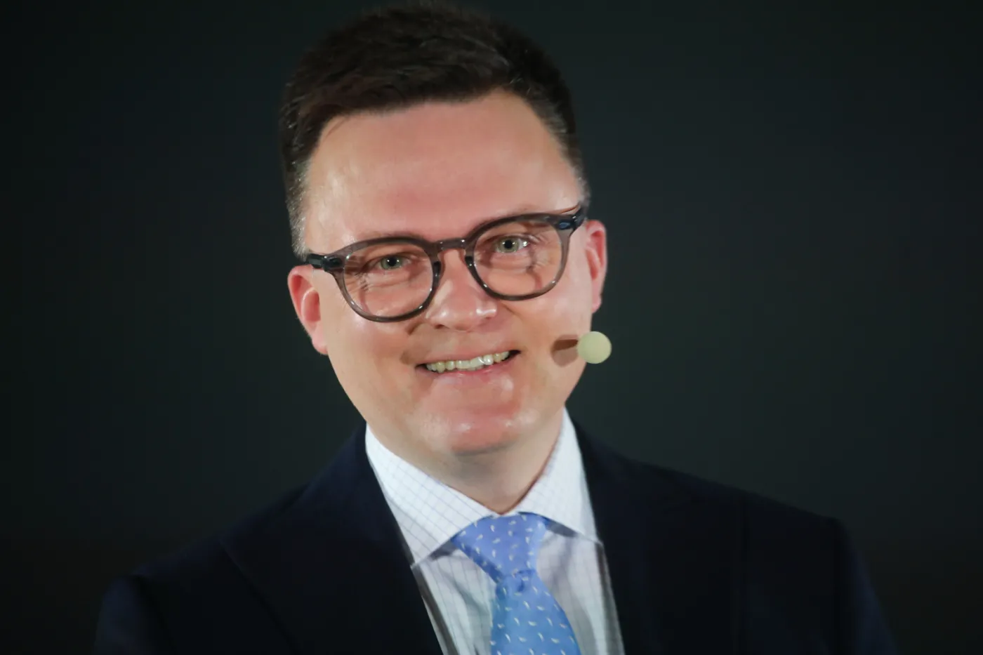 Hołownia przedstawił strategię rozwoju Polski. "Tak" dla CPK oraz "nie" dla kredytu 0 proc.