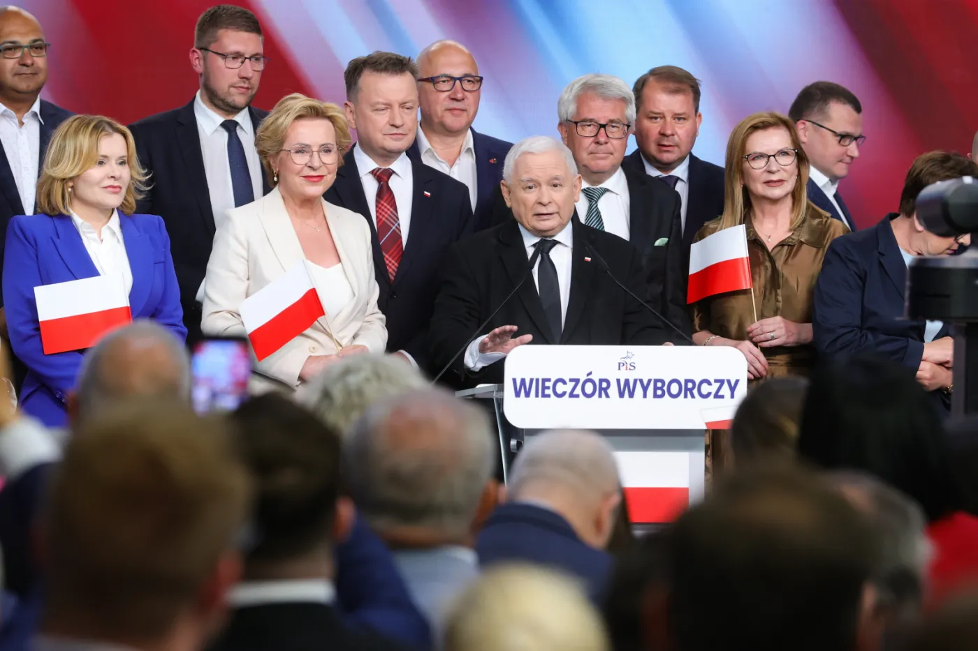 Wybory do PE. W sztabie PiS trudno było ukryć rozczarowanie [RELACJA ZE SZTABU]