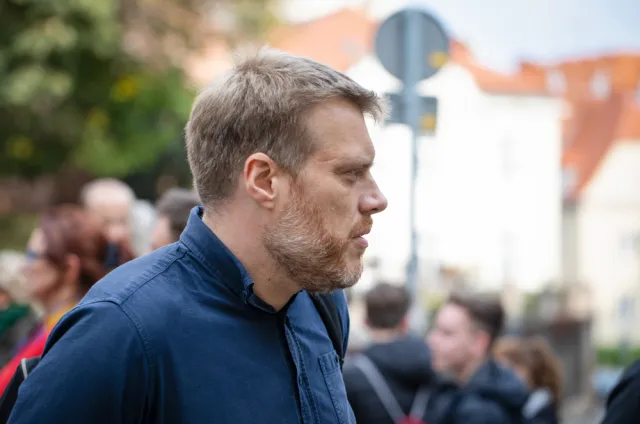 Zandberg: Cyfrowi giganci powinni dzielić się zyskami. Płaciliby 7 proc. od działalności w Polsce [WYWIAD]