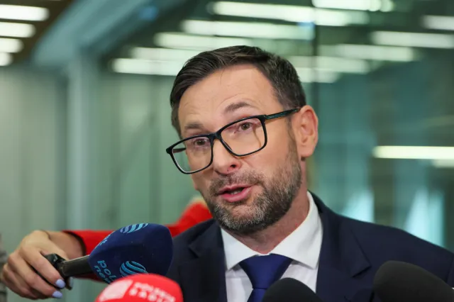 „Może pan sobie szczerzyć te słynne sztuczne zęby”. Zeznania Daniela Obajtka – the best of