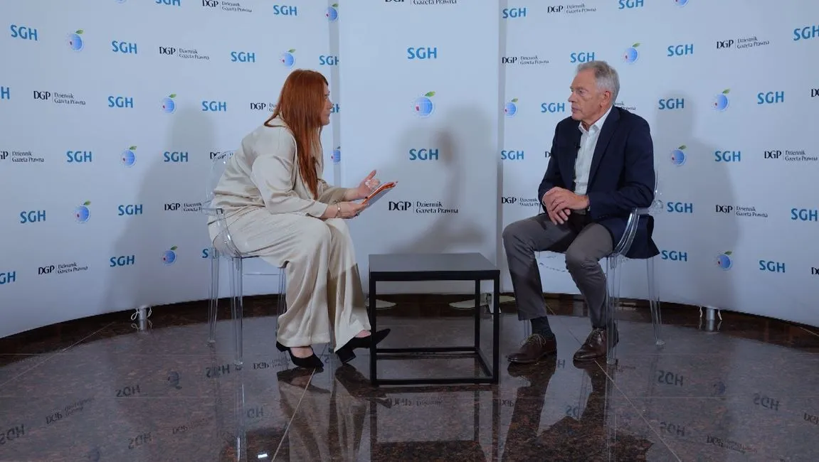 Z profesorem Dariuszem Rosatim o konieczności zmian w polityce gospodarczej po rządach prawicy w Polsce, głównych wyzwaniach dla EŚW i UE oraz o perspektywie wejścia do strefy euro