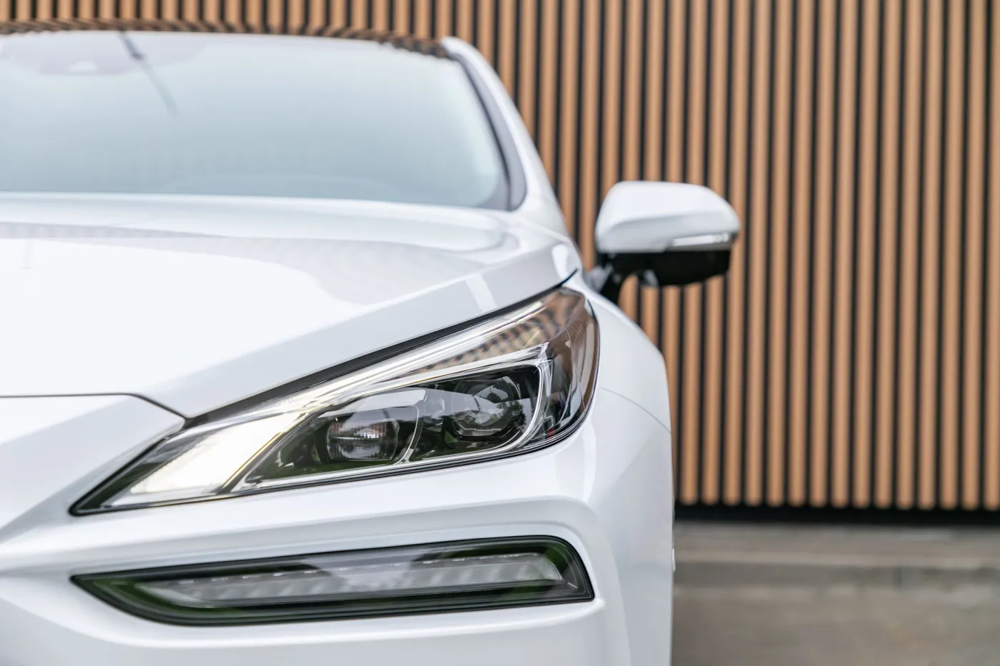 Toyota bije na alarm. Auta elektryczne zabiorą pracę