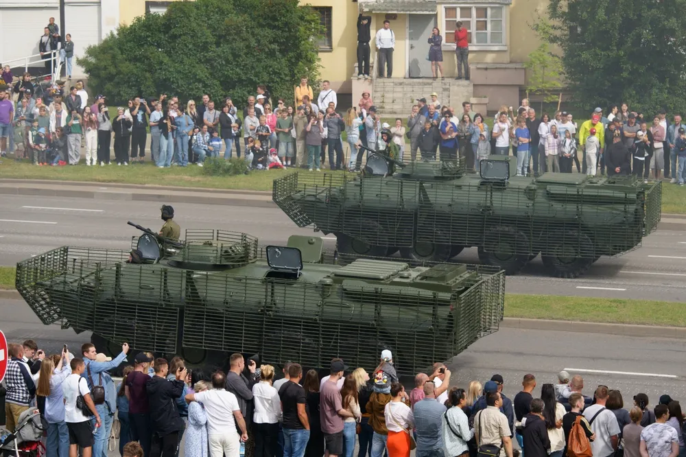 Z polskiej fabryki, wprost na wojnę z Rosją. Masa sprzętu jedzie na wschód