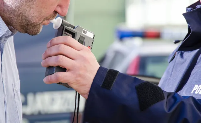 Przepisy o konfiskacie aut pijanym kierowcom są dziurawe