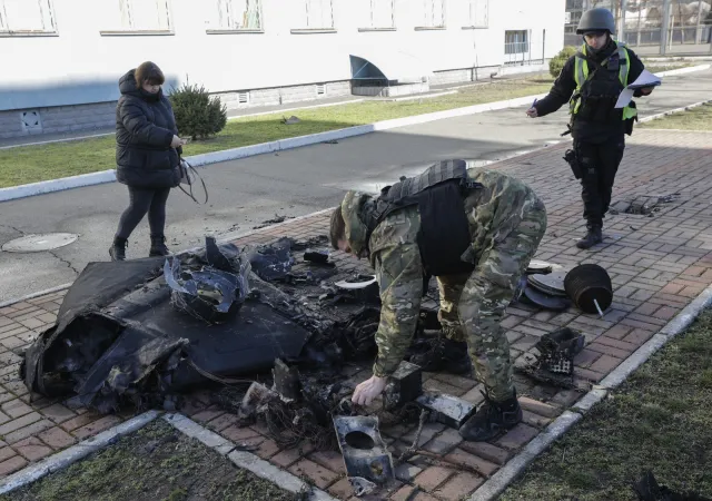 Całe roje dronów atakują ukraińską infrastrukturę cywilną. Rosja zmieniła taktykę