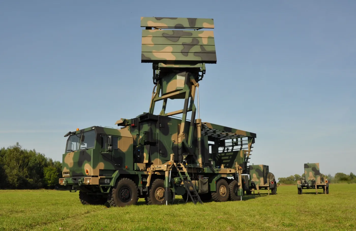Radar NUR-15M uzupełnia radiolokatory Backbone.